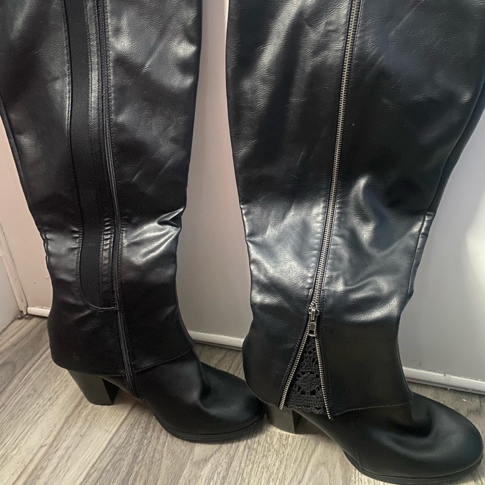 Torrid tall heel boots, lace detail, zip up